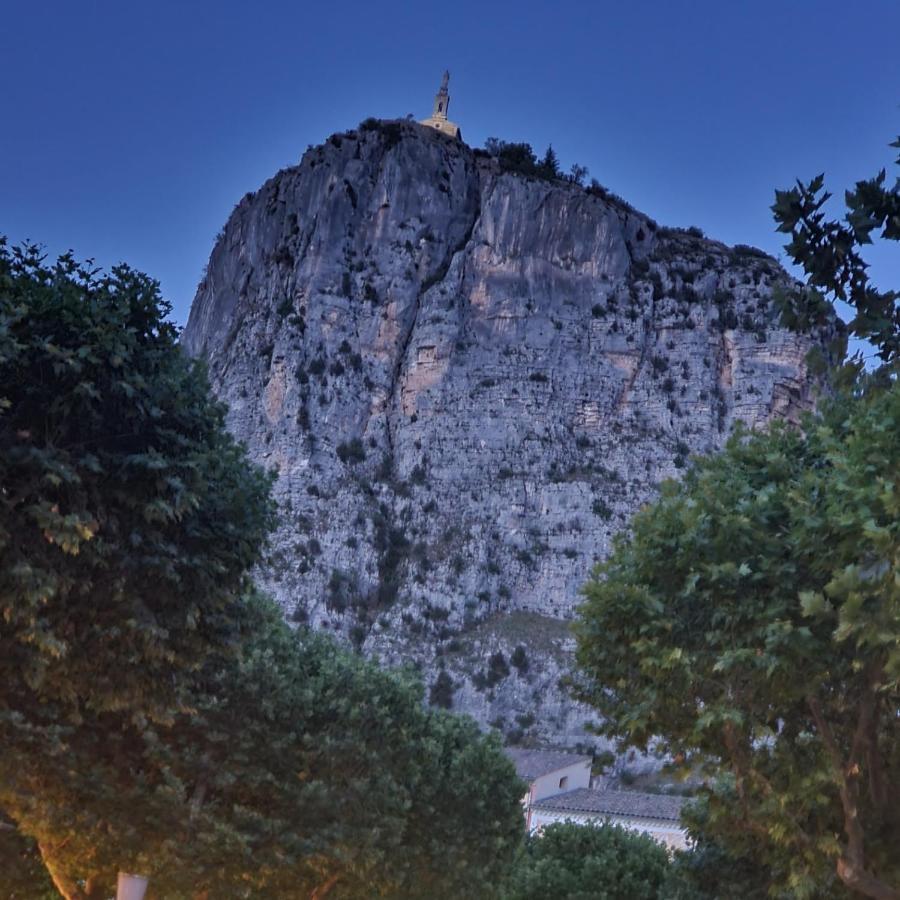 Camping Calme Et Nature カステラーヌ エクステリア 写真